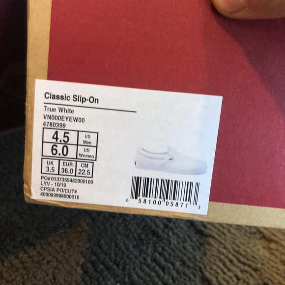 Vans - Picture 2 of 4